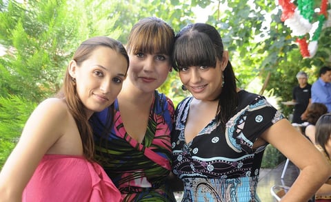27092012 ANA  Deap, Mariana Dovalí y Marisol Esqueda.