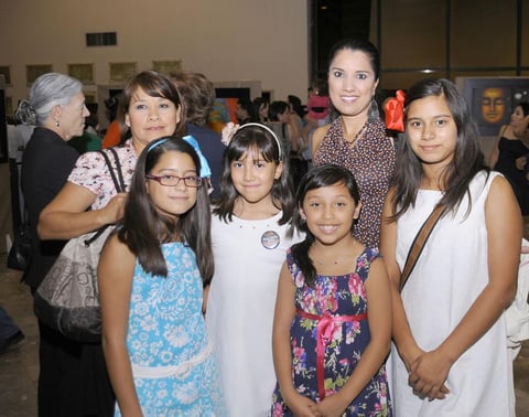 28092012 BLANCA , Moni, Arturo, Vivi y Gerardo.