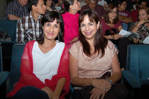 30092012 MIRIAM  y Lupita.