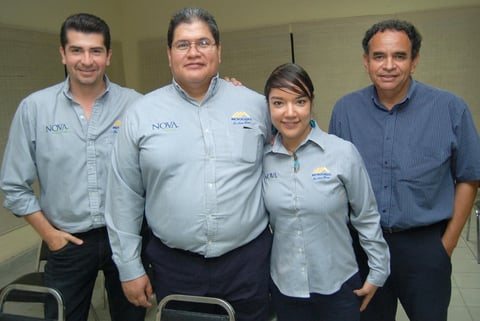 02102012 FERNANDO  Domínguez, Ariel Reyes, Lizeth Delgado y Sergio Giacomán.