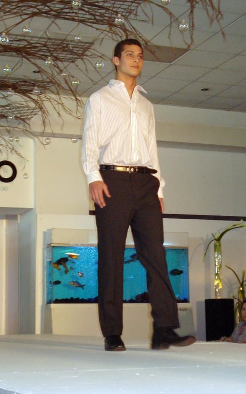 05102012 DESFILE DE MODAS  el próximo once de octubre.