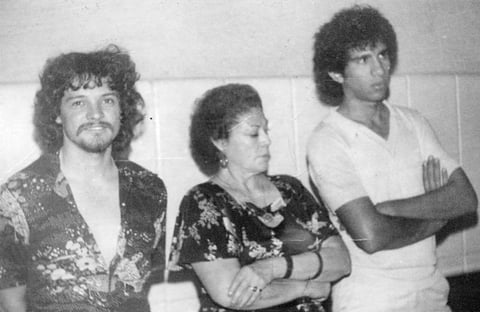 JOSÉ Villarreal, Lolita Mijares y Carlos Cañes, en los setenta.