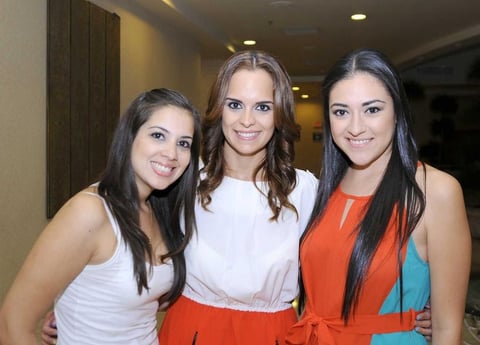 09102012 LETICIA  Ibarra y Montserrat Guijarro.