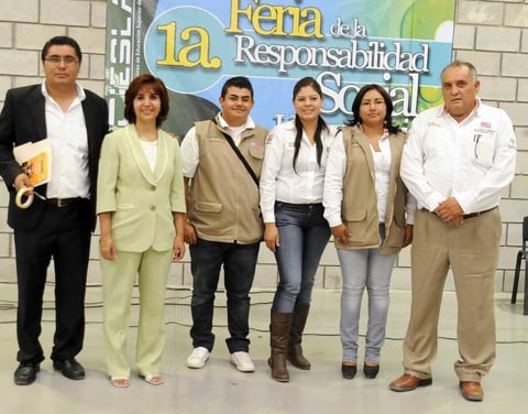 09102012 JUAN  Muñoz, Rocío Varela, Manolo Vázquez, Brenda Arguijo, Bety Lugo y Carlos González.