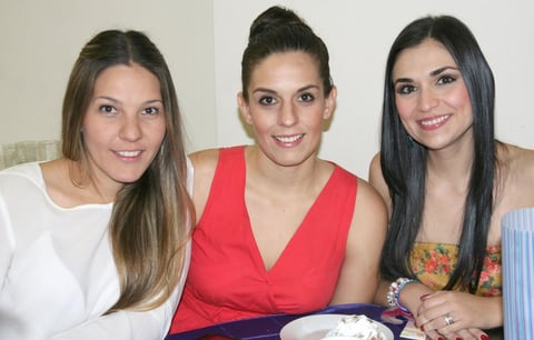 12102012 CARO , Katy y Lupita.