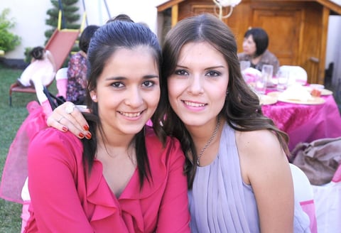16102012 FABIOLA  y Sara López.