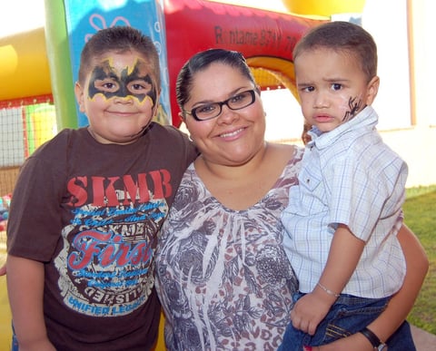 17102012 DAVID,  Denisse y Diego.