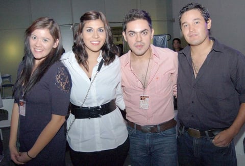 19102012 ZAYRA  Mata, Liz Rodríguez, Roberto Ramos y Julio Moreno.