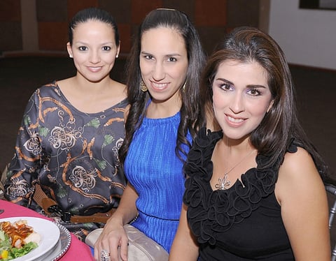 20102012 ROSARIO , Yuli y Mónica.