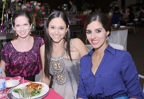 20102012 MARíA , Mercedes y Ana.