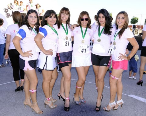 22102012 KARINA  Huerta, Tita Contreras, Cristy García, Vero Grijalva, Jennys García y Liz Esquivel.