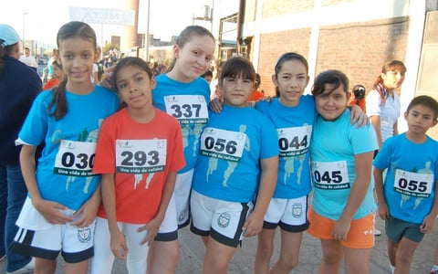 24102012 MARIFER,  Marifer, Cristy, Laura, Abril y Natalia.