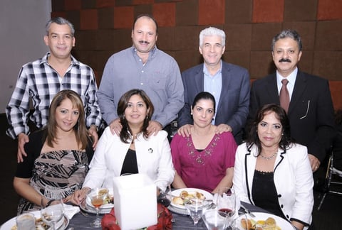 25102012 ARTURO  Torres y Alicia Cárdenas, José Ayoub y Magda López; Jesús Berumen y Maritere de Berumen; Alberto y Marucha Pérez Canedo.