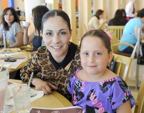 27102012 BERTHA  y Fernanda.
