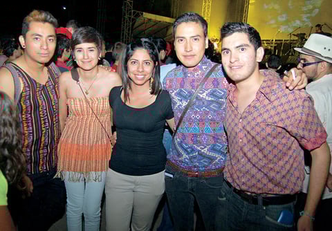 29102012 GERARDO , Ale, Ale, Leonardo y Oswaldo.