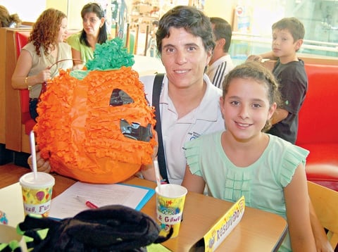 01112012 HILDA  y Astrid.