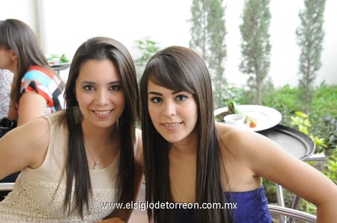 Marcela Calderón y Paola Castañeda.