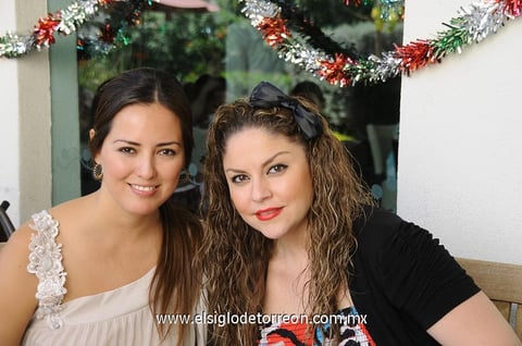 Selene González y Verónica Esqueda.