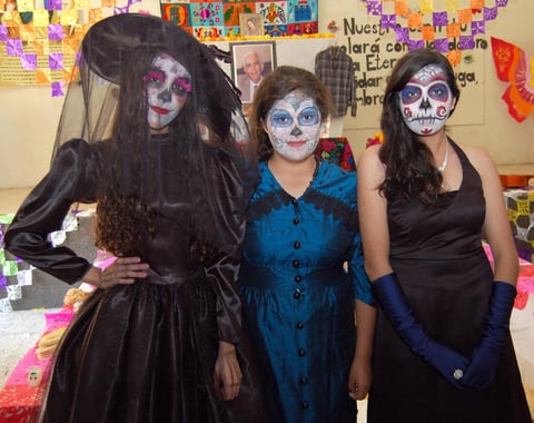 02112012 PAOLA,  Jackie y Andrea.
