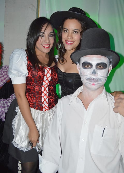 03112012 CAROLINA  Dávila y Elí­as Armendáriz.