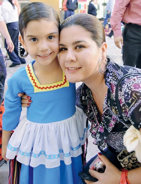 03112012 CAPTADAS.  Narah y Magda.