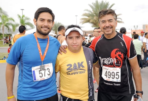 03112012 CARRERA ATLÉTICA.  Abraham Ortiz, Ismael y Cacho.