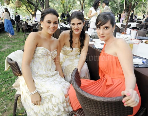 Paola, Marcela y Karol..