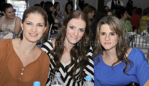 Claudia, Brenda y Dora.