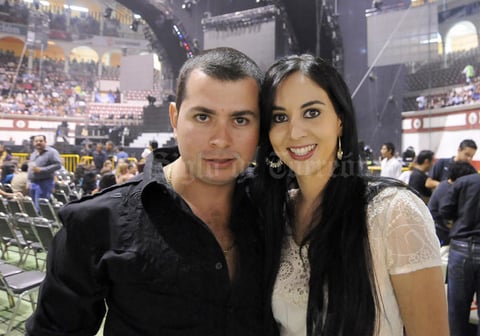 Christian Tumoine y Melisa de Tumoine.