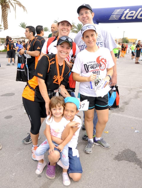 Mariam, Ramón,Mara, Ana, Bety y Sofía.