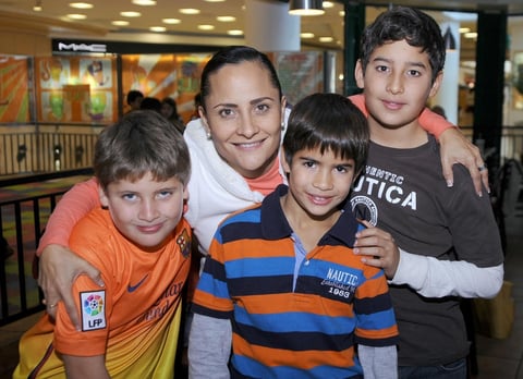 07112012 MARIE , Alfredo, Rodrigo y Diego.