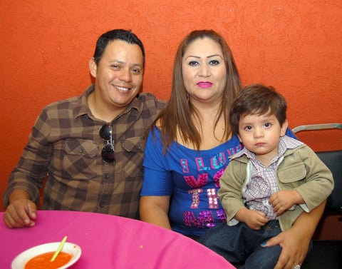 09112012 JUAN , Claudia y Alexander.