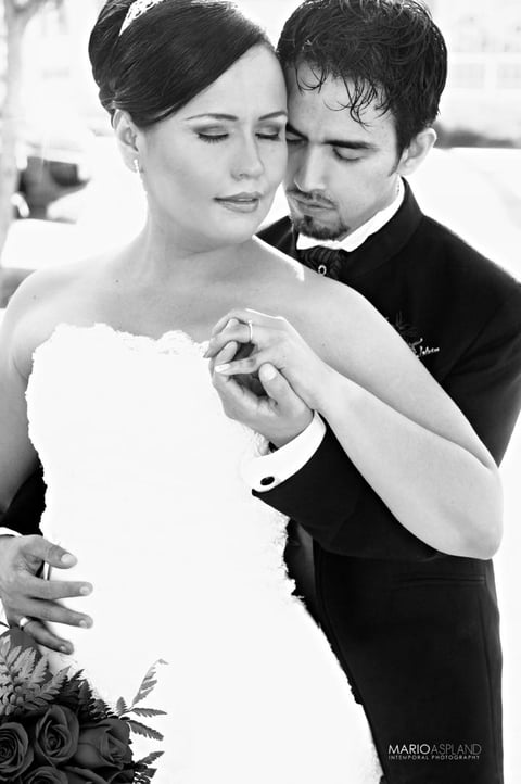 EL DÍA de su boda la Lic. Catalina Estrada Gómez y Lic. Jonathan Édgar Zapata
Pérez.- Mario Aspland Fotografia