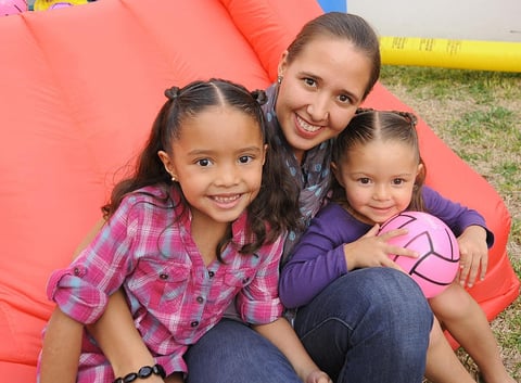 13112012 ANA  Paula, Ana Paula y Luisa.