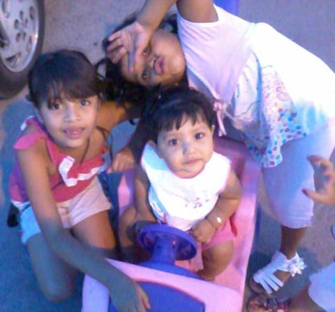 Viko, Frida y Mía.