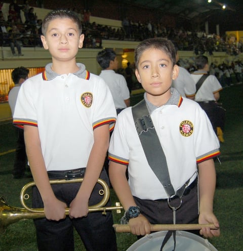 16112012 COMPETENCIA.  Eduardo y Carlos