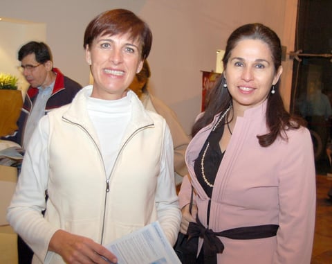 15112012 JOANN  Murra y Laura Salcido.