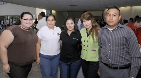 17112012 RECIENTE EVENTO.  Alejandra Garcí­a, Griselda Meléndez, Aracely Reveles, Isabel Hernández y Jesús Mata.