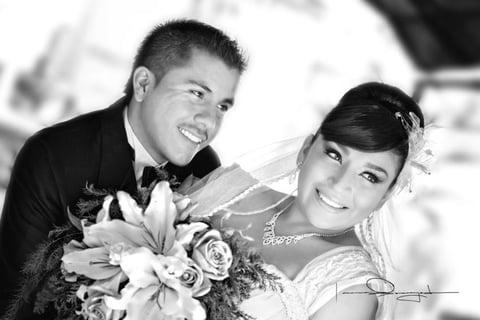 GONZALO ALBERTO Villanueva Martínez y Janeth Selene Yáñez Martínez unieron sus vidas en matrimonio.- Laura Grageda Fotografía