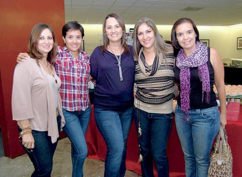 18112012 CLUB DE JARDINERÃ­A.  Sandra, Anel, Ana, Jaz y JÃ©ssica.
