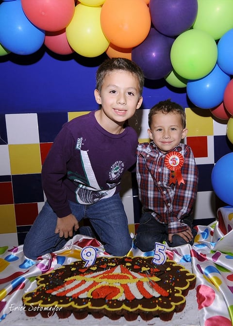 18112012 ROBBI Y SEBASTIáN  en su divertida fiesta de cumpleaños.- Érick Sotomayor Fotografía