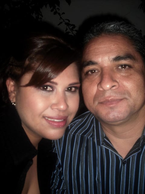 Arturo Llamas Cabrera y su esposa Jessica Alejandra Vázquez Jímenez