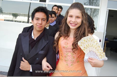 23112012 LUIS  Castorena y Marisol Perales.