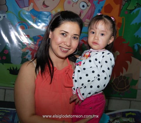 25112012 DIVERTIDA FIESTA.  RocÃ­o y Ãngela.