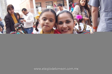 24112012 SOFÃ­A  y Perla.