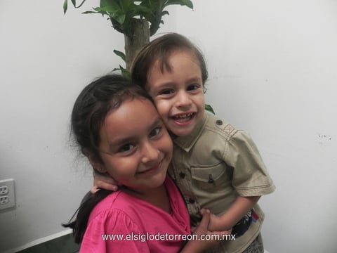 28112012 POSAN.  Mya Valeria y Ã‰dgar Arturo Valenzuela GarcÃ­a.