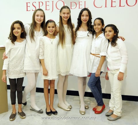 16112012 Conocen exposiciÃ³n Dilet, MÃ³nica, MarÃ­a Luisa y Paty.  Karem, Aitana, Rise, Ivana, Luciana, Susy y Mariam, conocieron las obras de Isa RodrÃ­guez, artista peruana.   Marcela, Isabel, EloÃ­sa y Pilar.