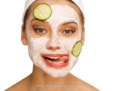 23112012 TANTO EN LIBROS  como en Internet pueden hallarse decenas de recetas para mejorar la apariencia de la piel, haciendo uso de plantas, frutas y especies que estÃ¡n al alcance de la mano.