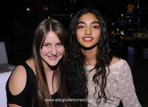 21112012 ESTEFI  y Joana.