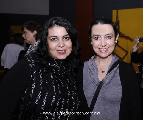 24112012 LUCÍA  y Olalla Romo.